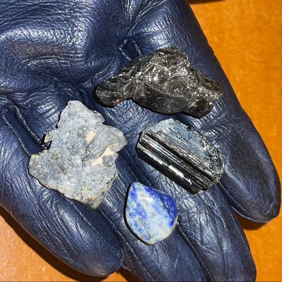 Mini Mineral Lot - Picture 2 of 12